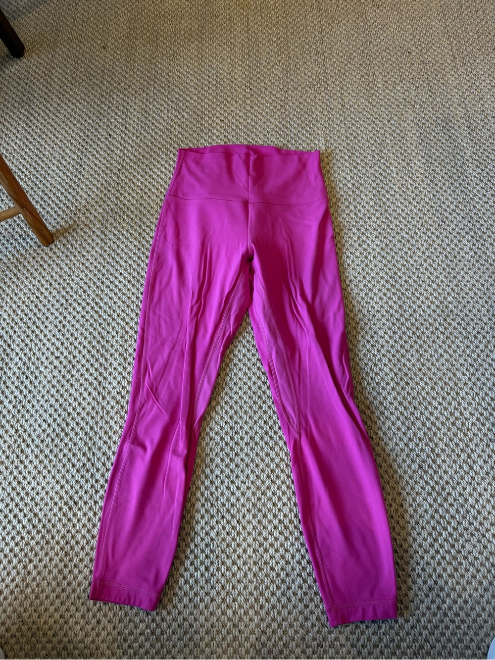Bright pink Lulu double lined leggings 26 inches